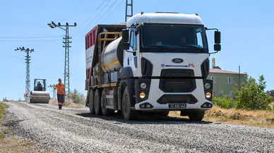 Büyükşehir Belediyesi, Gülnar Yarmasu Mahallesi'ndeki 8 Kilometrelik Yolu Yenileyerek Ulaşımı Kolaylaştırdı!