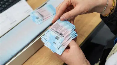 Eski Tip Sürücü Belgeleri İçin Son 3 Gün! Ücreti 15 TL'den 7.438 TL'ye Yükselecek