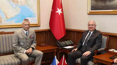 Türkiye ve Fransa'dan Askeri İlişkileri Güçlendiren Önemli Görüşme!