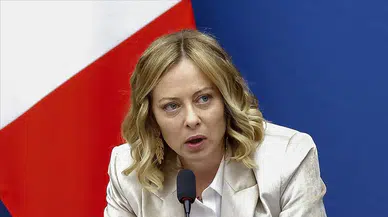 Meloni, İsrail'in Gazze saldırılarını kınadı; Kutsal Aile Kilisesi'ndeki saldırıda yaralılar var