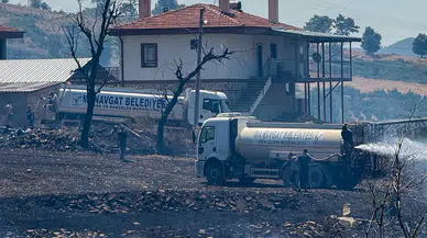 Manavgat’ta Güzelyalı ve Seydiler’de Çıkan Yangınlar Hızla Kontrol Altına Alındı