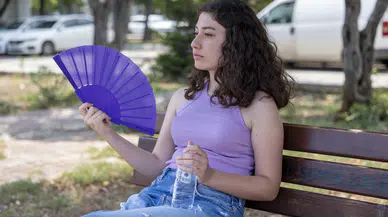 Mersin'de Kavurucu Sıcağa Karşı Uyarı: “10.00-16.00 Arasında Güneşe Çıkmayın”