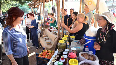 Mersin Büyükşehir’den Kadınlara Aşureli Buluşma