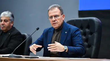 CHP’li Vahap Seçer: “İktidar Kendi Önündeki En Büyük Engeli Bertaraf Etmeye Çalışıyor”