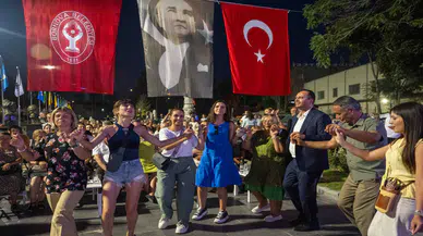 Bornova’da 2. Meşrutiyet Coşkusu: “Hürriyetin Notaları”yla Anıldı