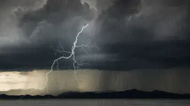 Kuvvetli Rüzgar ve Sağanak Yağışlar Türkiye’nin Bazı Bölgelerinde Etkili Olacak