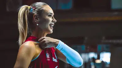 Tecrübeli Libero Derya Çayırgan Kimdir? Hangi Takımda Oynuyor? İşte Merak Edilen Tüm Detaylar