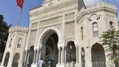 İstanbul Üniversitesi'nde Akademisyene Taciz İddialarını Gündeme Getiren Öğrencilere Soruşturma!