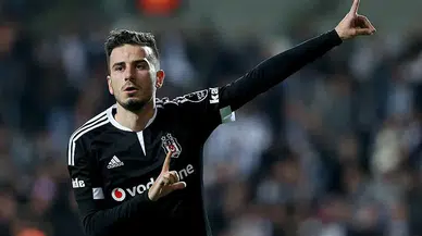 Oğuzhan Özyakup Kimdir? Kaç Yaşında, Nereli, Hangi Takımlarda Oynadı ve Futbolu Ne Zaman Bıraktı?