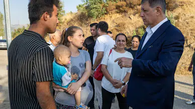Başkan Tugay'dan Anında Müdahale: Evi Yanmış Aileye Büyükşehir'den Destek!