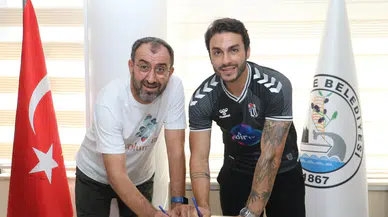 Ali Tayfun Akbey, Burhaniye Belediyespor’a İmza Attı: “Yuvama Dönmek Gurur”
