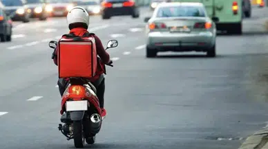 Moto Kuryelerin İş Cinayetleri ve Güvencesiz Çalışma Koşulları Gündemde