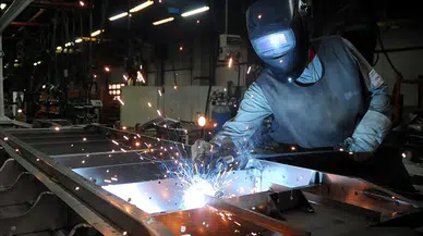 TÜİK Verilerine Göre İstihdam Endeksi 2025'te Yüzde 1,9 Arttı, Brüt Ücretler Yüzde 44,3 Yükseldi