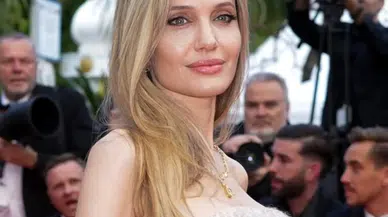 Angelina Jolie, Velayet Nedeniyle Kaldığı Los Angeles Malikânesini Satışa Çıkardı