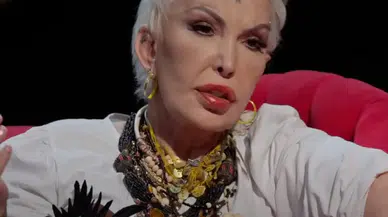 Sisi’den Katarsis’te Şaşırtan Aşk İtirafı: Cübbeli’ye Aşığım!