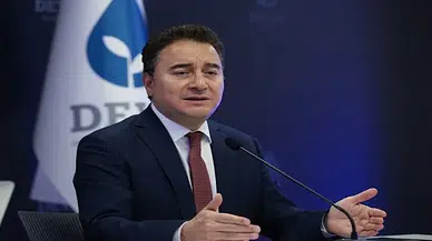 Ali Babacan'dan Kur Korumalı Mevduat yorumu: Güzel ülkenin ekonomisi 'deneme yanılma tahtası' oldu
