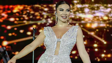 Ebru Yaşar’ın Gamzesi Neden Kaskatı Kaldı? Estetik Abartıldı mı?