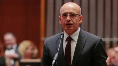 Mehmet Şimşek: “Cari açığın milli gelire oranı yıl sonunda yaklaşık %1,5 ile sürdürülebilir seviyede kalacak”