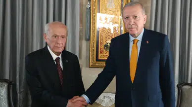 Cumhurbaşkanı Erdoğan, Malazgirt Zaferi etkinlikleri sonrası Devlet Bahçeli’yi ziyaret etti