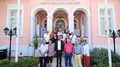Buca’da Kent Belleği Sergisi Açıldı: Başkan Görkem Duman Bağışçılarla Buluştu