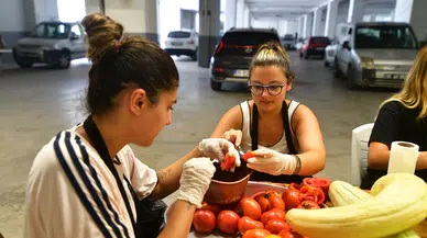 Bornova Belediyesi Ziraat Öğrencileriyle Yerel Tohumun Önemi İçin Buluştu