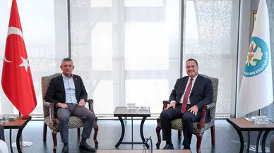 CHP Genel Başkanı Özgür Özel, Manisa Büyükşehir Belediye Başkanı Besim Dutlulu’yu Ziyaret Etti