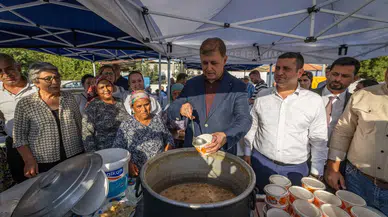 Cemil Tugay Torbalı’da Üreticiyle Buluştu, Göllüce’de Aşure Kazanını Paylaştı