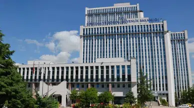 TÜRK-İŞ ve HAK-İŞ Masada: Kamuda Ücret Artışı ve Prim Detayları Netleşti