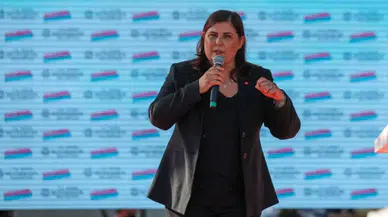 CHP’li Özlem Çerçioğlu’nun Sosyal Medya Hamlesi Gündemde: Erdoğan’ı Takip Etti