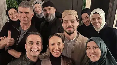 Özcan Deniz’den Kızıl Goncalar Nostaljisi: “Cüneyt’le Sohbetleri Özledim”