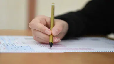 ÖSYM, kimliksiz sınav için öğrenciyi, görevlileri ise korudu: Tepkiler büyüyor!