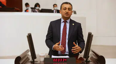 CHP'li Burhanettin Bulut: "E-İmza Skandalı Halk Sağlığını Tehdit Ediyor"