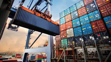 Ticaret Bakanlığı'ndan dev uyuşturucu operasyonu: 1.375 ton madde ele geçirildi!