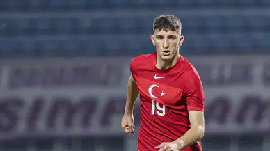 Ahmetcan Kaplan Kimdir? Ajax’ın Genç Stoperi ve Milli Takımın Yükselen Yıldızı