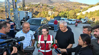 Antalya'da orman yangınına müdahale sürüyor: Başkanvekili Büşra Özdemir'den açıklama