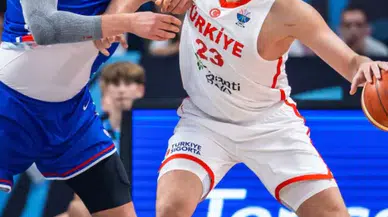 12 Dev Adam, EuroBasket 2025'te Sırbistan'ı 95-90 yenerek liderliğe yükseldi