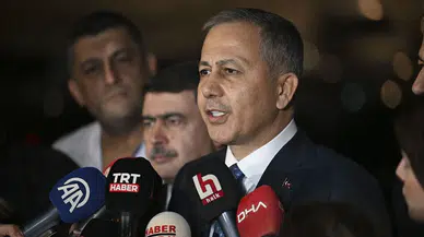 İçişleri Bakanı Ali Yerlikaya: Kırmızı bültenle aranan 8 kişi uluslararası işbirliğiyle Türkiye'ye iade edildi