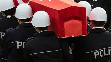 İzmir'de polis merkezine saldırı: 2 polis şehit oldu