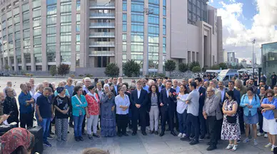 Kent Uzlaşısı davası öncesi Çağlayan'da CHP ve DEM Parti'den Açıklama