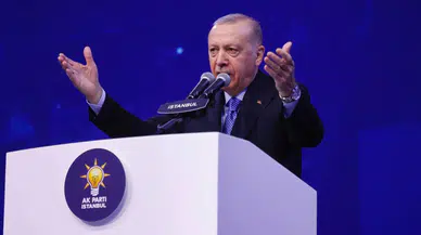 AKP Kongresinde Bahçeli'ye Jest