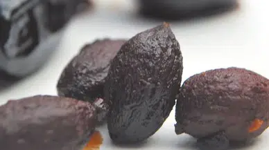 Zeytin çekirdeği küçük Elanur'un hayatını kararttı