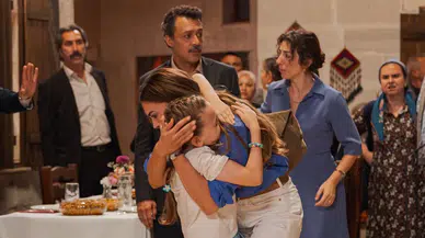 Anne Yarısı oyuncuları kimler? İşte dizinin tam oyuncu kadrosu ve karakterleri