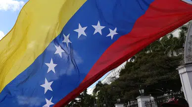 Venezuela'da ABD saldırılarına karşı olağanüstü hal ilan edildi