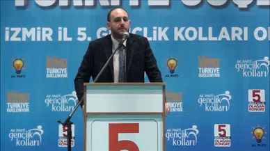 AKP BORNOVA GENÇLİK KOLLARI KONGRESİ 'MEB' YE BAĞLI OKULDA YAPILDI