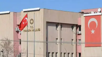 Nusaybin'e gitmek isteyen HDP'li vekillere izin verilmedi: Oturma eylemi başlattılar