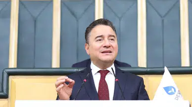 DEVA Partisi lideri Ali Babacan: "Üniversite öğrencileri aç, bunların haberleri yok"