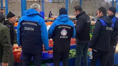 Balıkesir'de Zabıta Ekipleri Pazar Yerlerinde Denetim Gerçekleştirdi