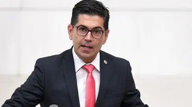 Isparta’daki Ortaokulda “Tuvalette Kamera” İddiası: CHP’li Halıcı’dan Sert Tepki ve Soruşturma Çağrısı