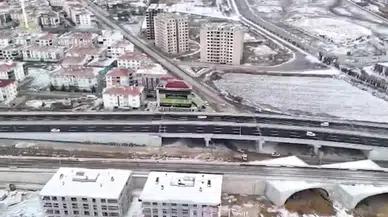 Ankara Büyükşehir Belediye (ABB) Başkanı Mansur Yavaş, trafiği rahatlatacak yeni köprüyü açtı