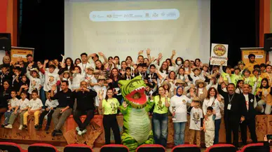 Mersin'de Minik Bilim Kahramanları Festivali, Geçmişin İzini Sürerek Yeni Ufuklara Açıldı